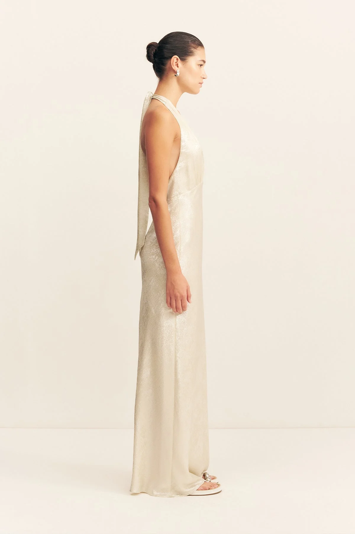 CALDER HALTER NECK MAXI DRESS - BUBBLY - Image 4