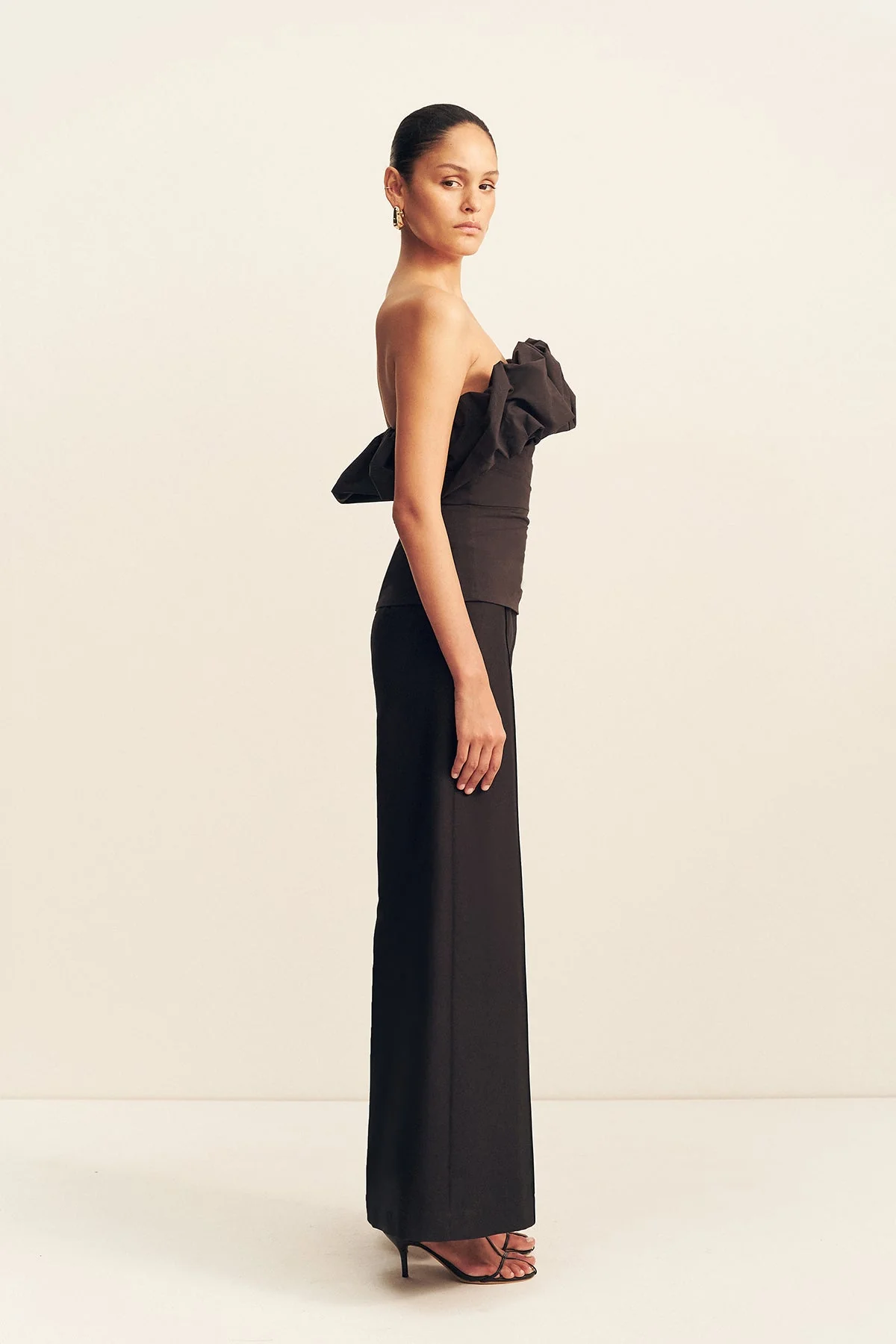 CAMPBELL STRAPLESS BUBBLE TOP - BLACK - Image 4