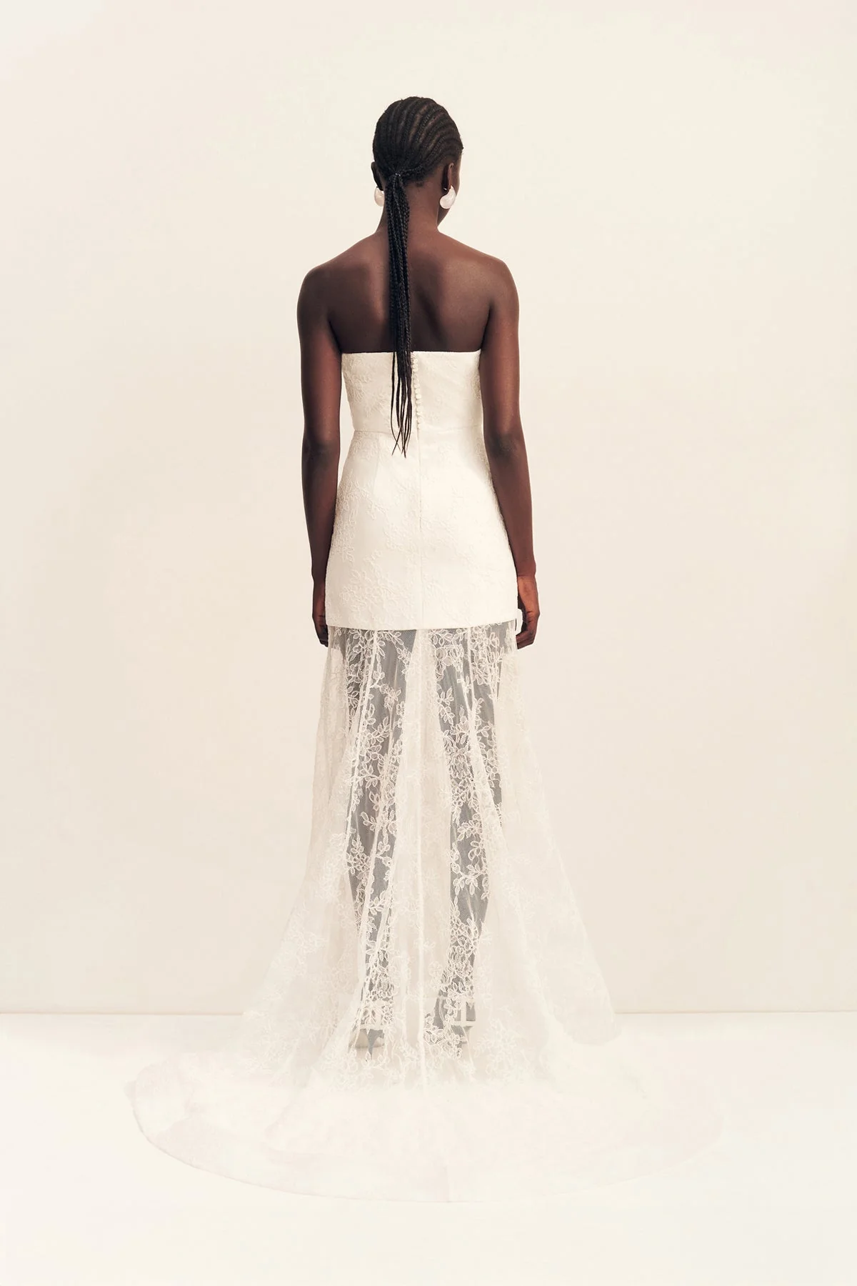 ELYSIAN HAND CRAFTED STRAPLESS LACE GOWN - Image 5