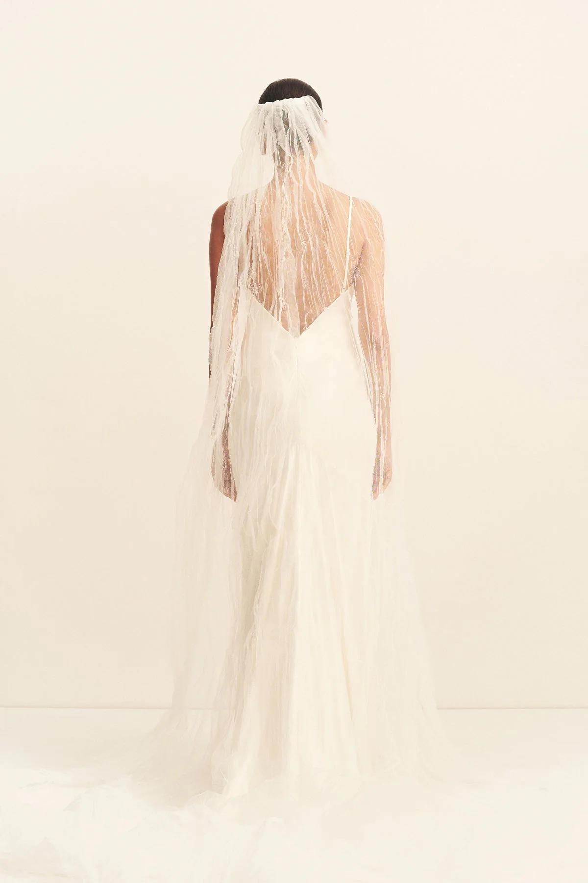HALO PLEATED VEIL - IVORY - Image 5