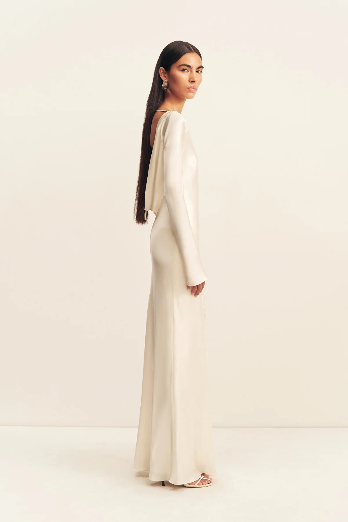 LA LUNE CUMULUS SILK BACKLESS LACE SPLIT MAXI DRESS - IVORY - Image 4