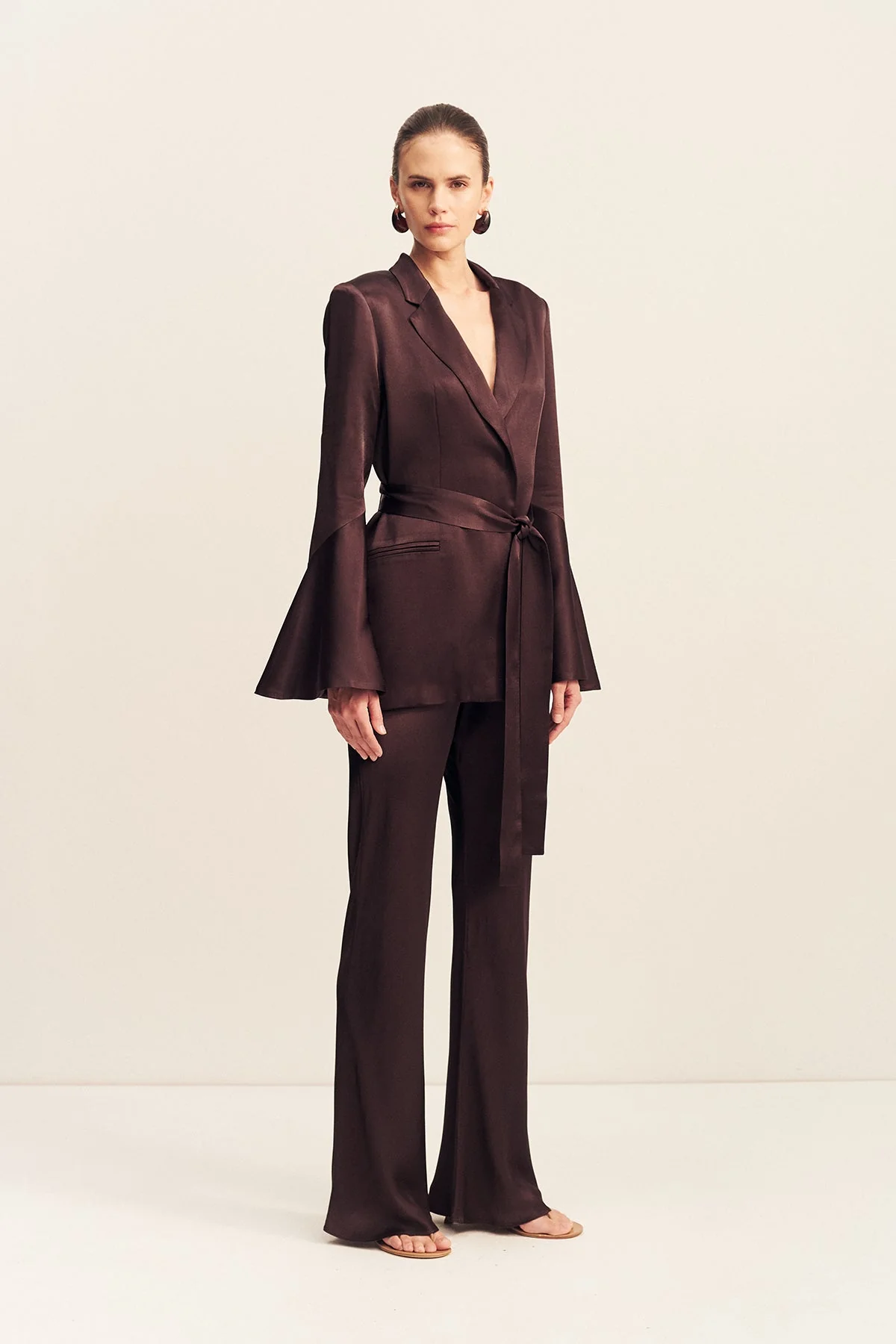 LA LUNE FLARED SLEEVE BELTED BLAZER - ESPRESSO - Image 3