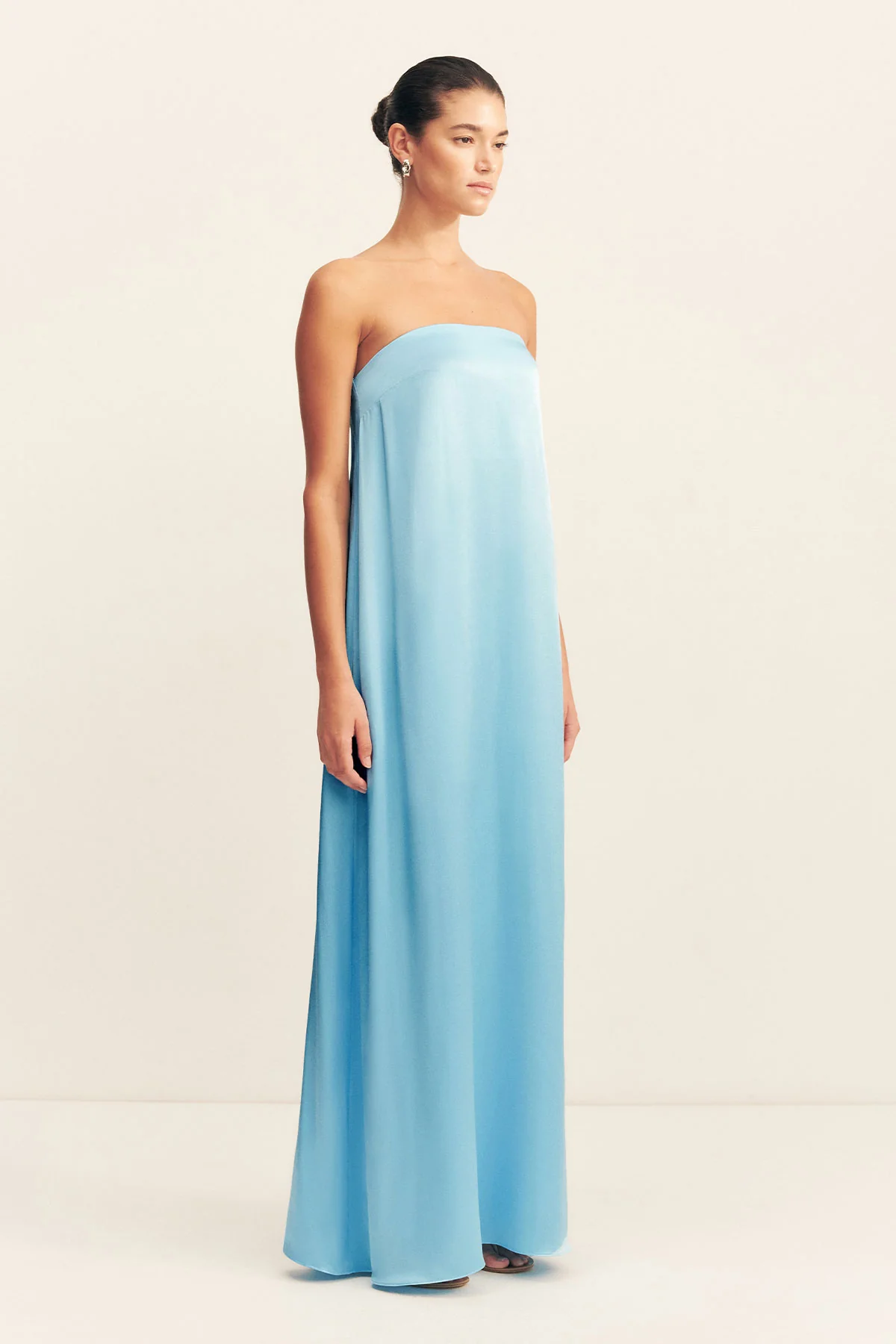 LA LUNE STRAPLESS COLUMN MAXI DRESS - ICEBERG BLUE - Image 3