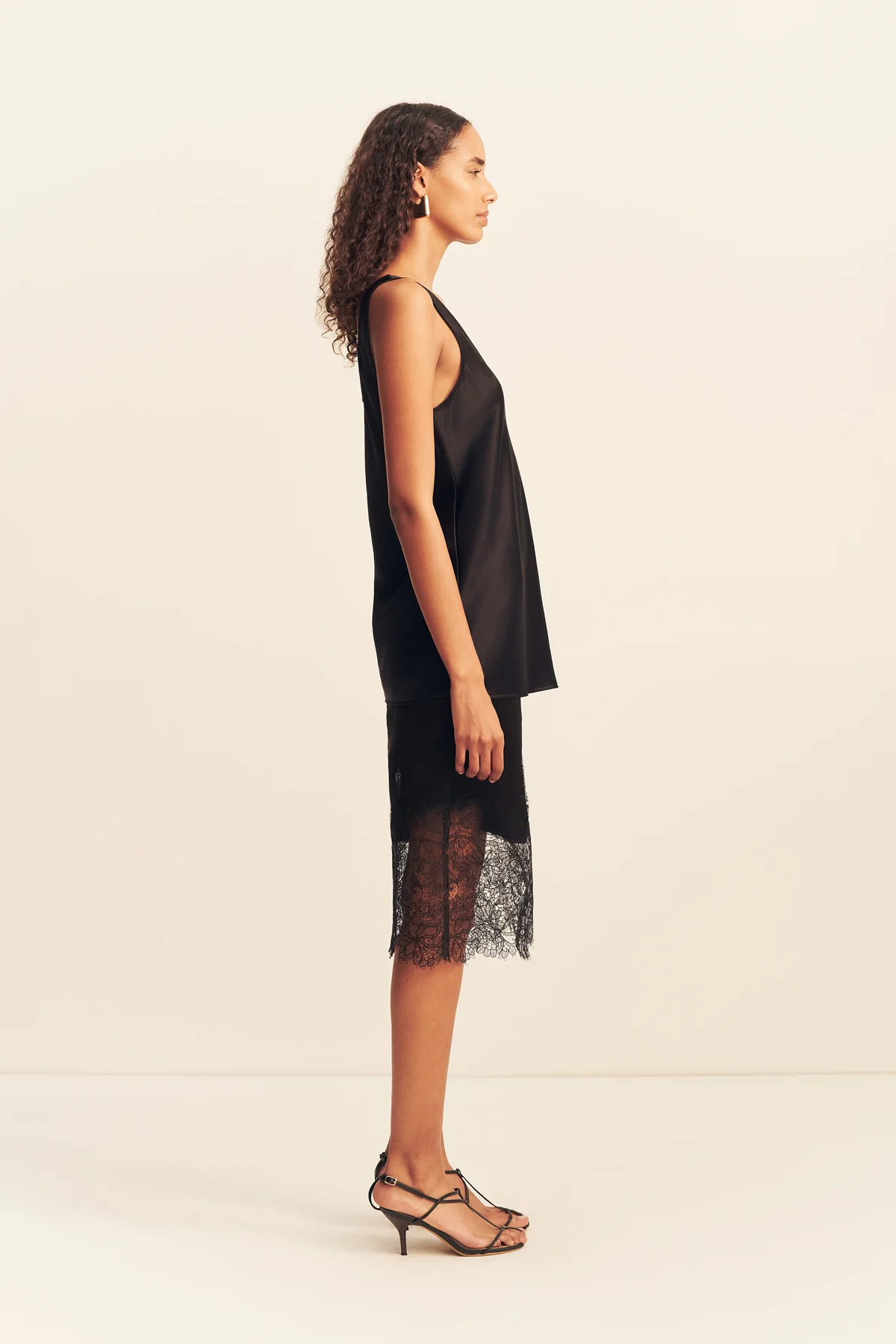 LUCIA LACE KNEE LENGTH SKIRT - BLACK - Image 3