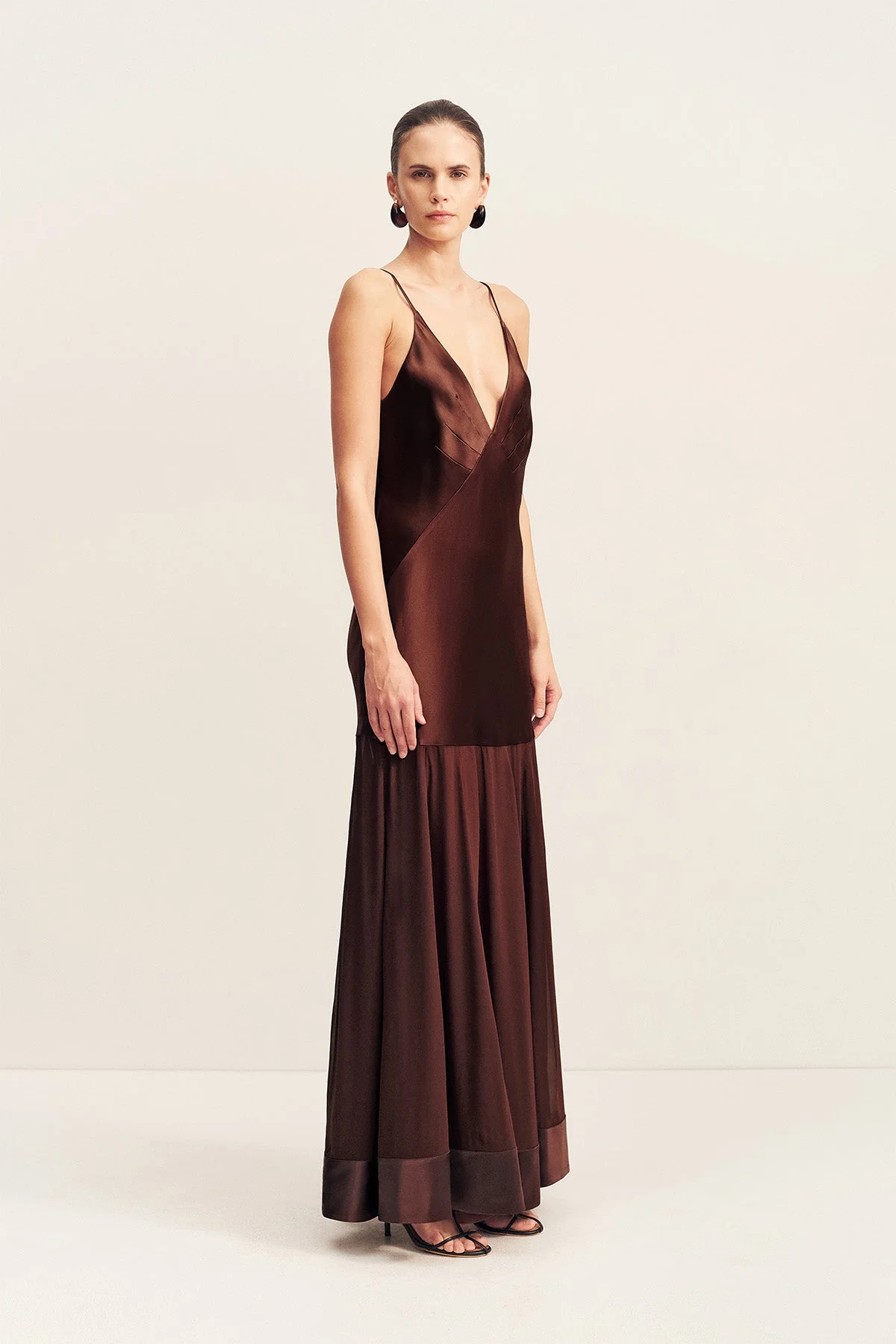 MORAYA PLUNGED MAXI DRESS - COFFEE - Image 3