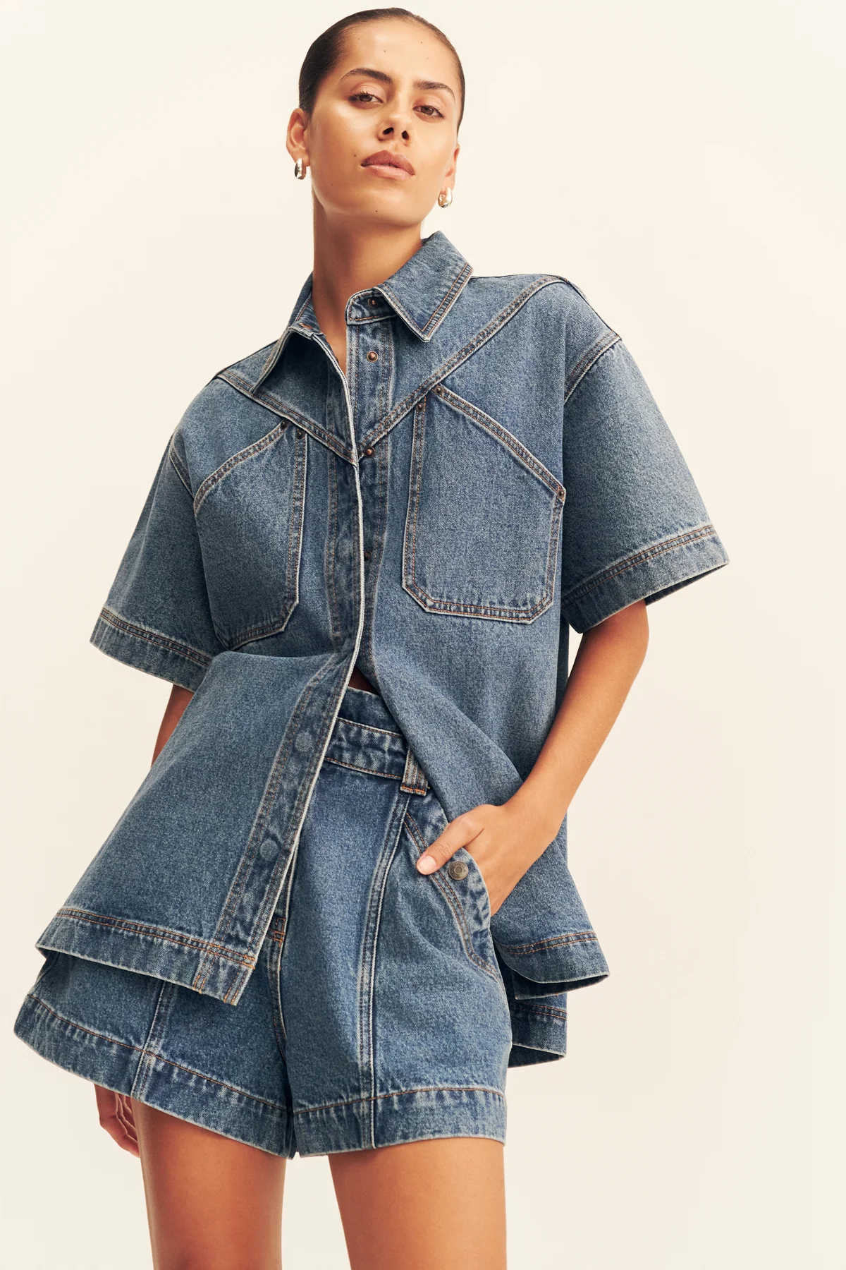 RAQUEL HIGH WAISTED FLARED SHORT - Image 5