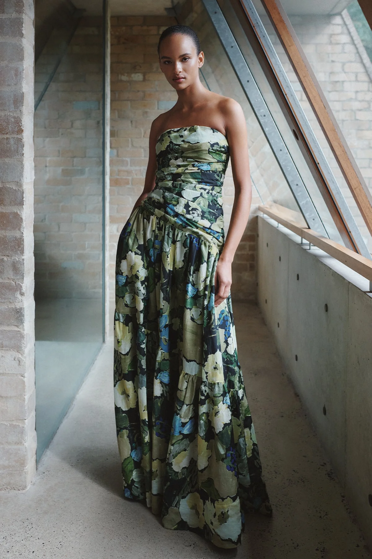 WEYES STRAPLESS TIERED MAXI DRESS - Image 6